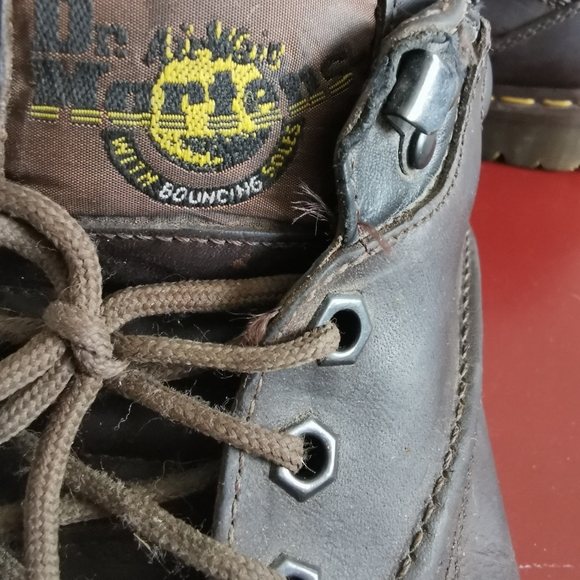Mens Size 11 Doc Martens - Picture 5 of 8